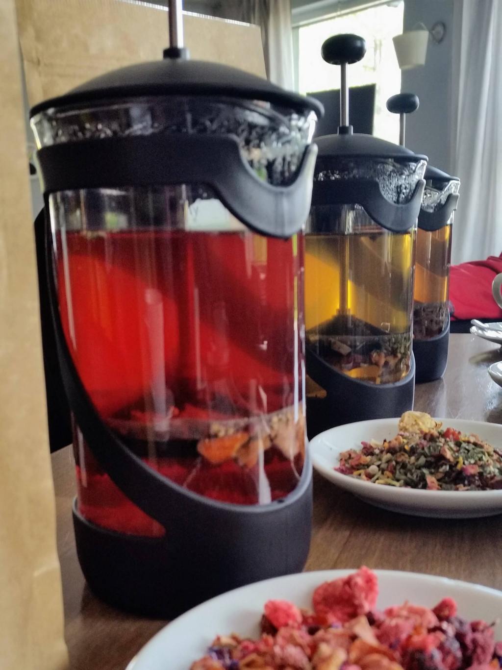 Domowa Apteczka – jesienne i zimowe zmory: ból gardła, angina, chrypka…