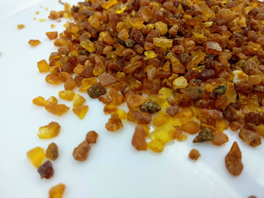 Bursztyn – domowe panaceum na wiele&nbsp;dolegliwości.