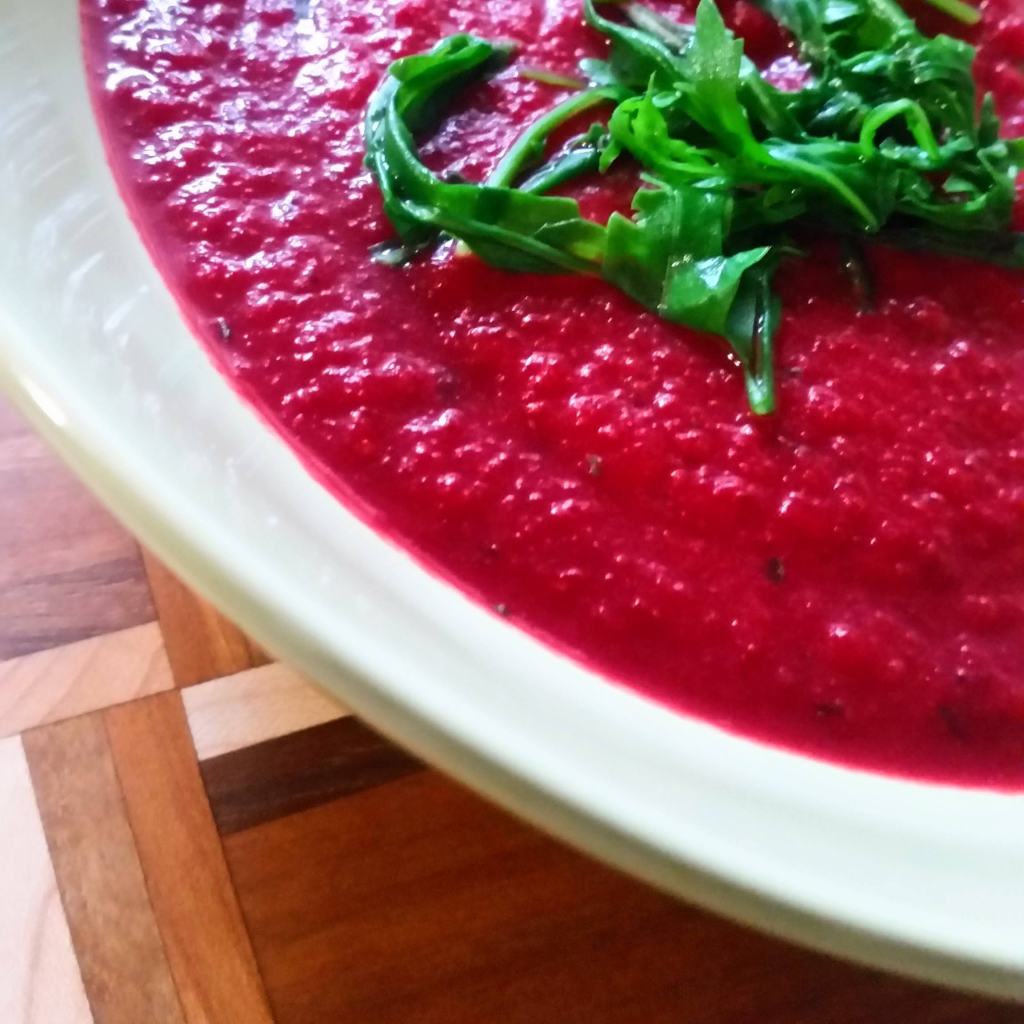 Śledziki z glazurowanymi buraczkami na wigilię i nie&nbsp;tylko