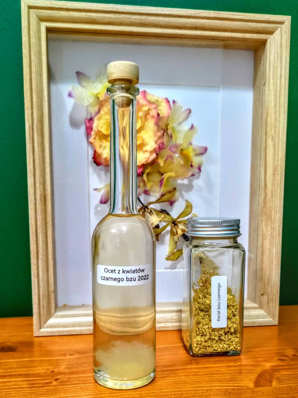 Ocet z kwiatów czarnego bzu – aromatyczny przepis krok po&nbsp;kroku